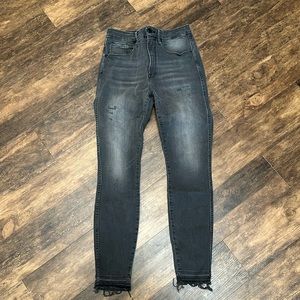 Good American Good Curve Crop Jeans Size 10